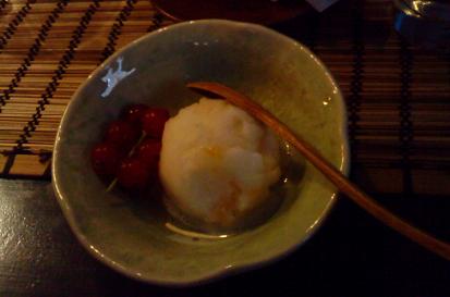 デザートの「ゆずシャーベット」その他、抹茶やゴマのアイスもありました。