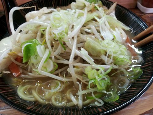 こちらは日本人経営のラーメン店