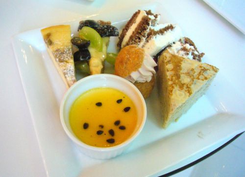 ２回目のケーキ盛り