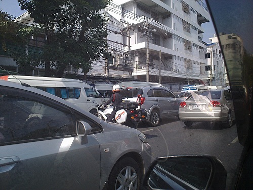警察の皆さんも忙しくなる季節です