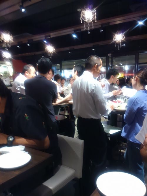 立席はこんなかんじ。