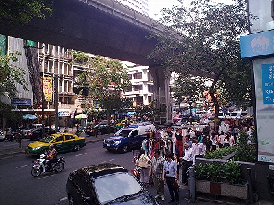 昼間のシーロム地区