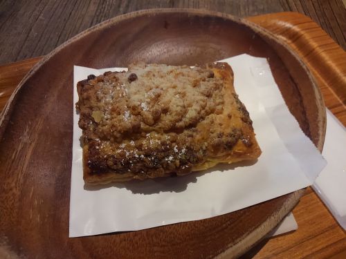 外はカリカリ、中のクリームチーズがとろり。