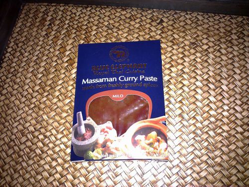 市販のペーストでラム入りマッサマンを作りたい