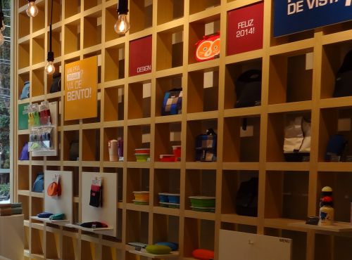 『BENTO store』の商品の陳列棚