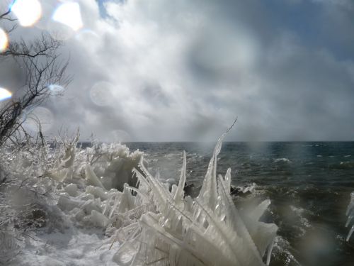 水がかかって、目が開かない・・・