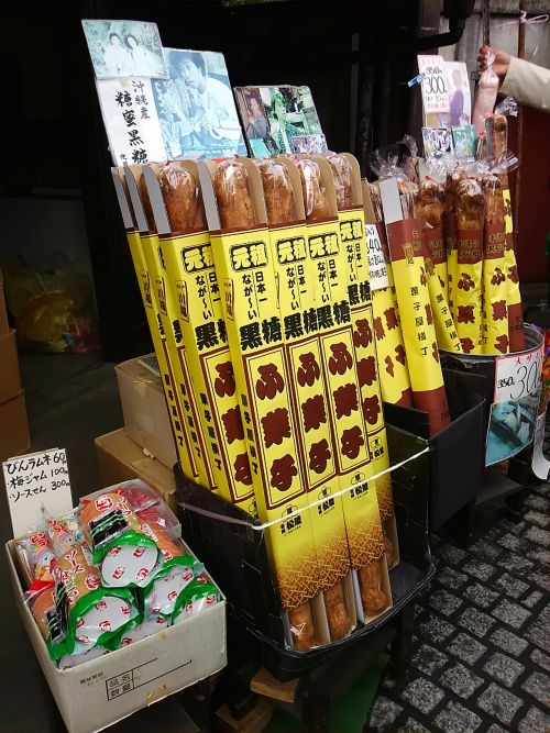 人気のロング麩菓子。