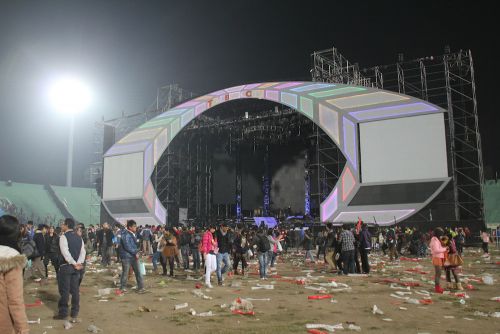 終了直後のステージの様子