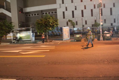 清掃員が頑張っています