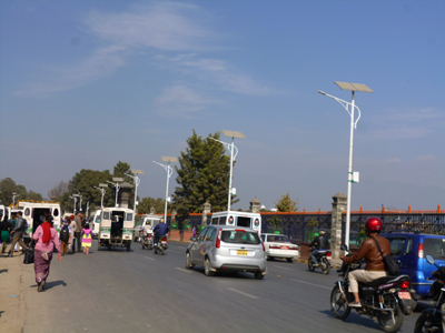 中央郵便局前の大通り