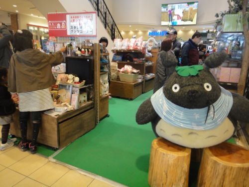 ジブリショップにはトトロが