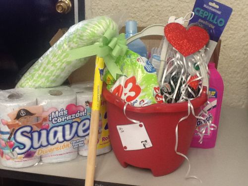 なんじゃ、このバケツ？