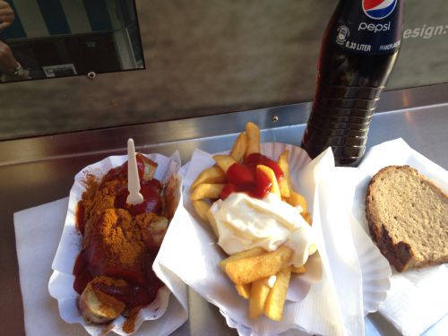 セットメニュー(小)で、6,10ユーロ(約850円)。