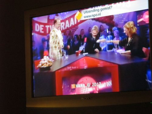 大晦日のテレビ番組でもオリボはちゃんと存在感を出しています