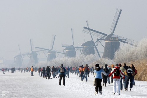 典型的な冬風景には、スケートがよく似合う