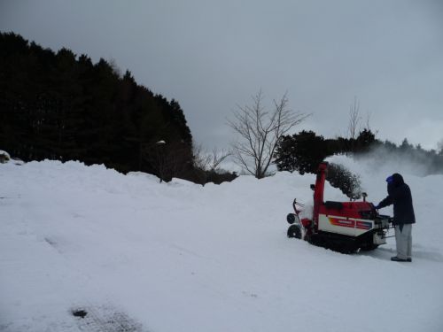 除雪がはじまりました