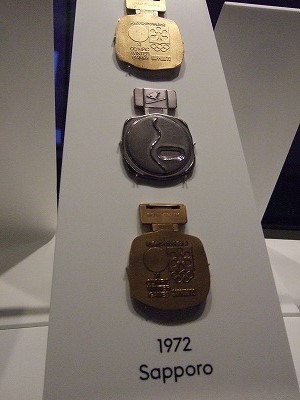 それぞれの大会におけるメダルもありました。1972年の札幌オリンピックのメダルたち