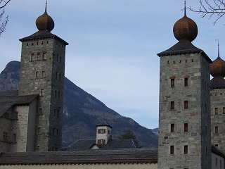 ブリークの旧市街地にあるシュトックアルパー城。ガイドツアーは大人で８スイスフラン（≒930円）