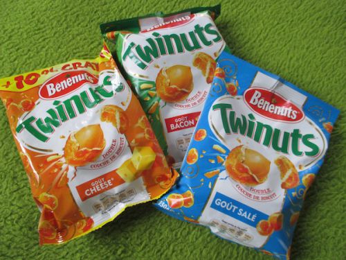 最新のさくさくした食感のビスケットにナッツをいれた大人気商品