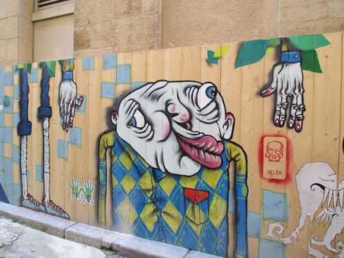 顔の表情がなんともユニーク