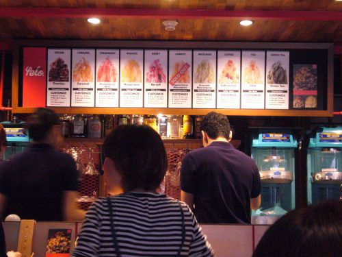 店内。なぜか全部の機械を使うことはありません