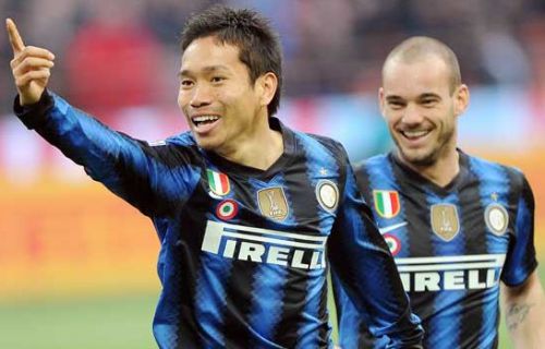 長友選手の語学力は、親友とされたスナイダー選手の御墨付きとか