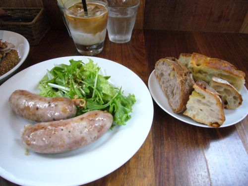 みっちりと太いサルシッチャ