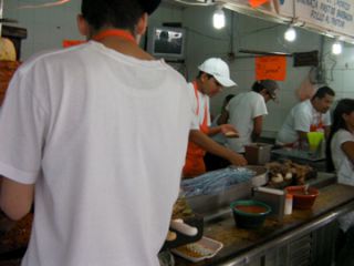 イケメン（顔なしでごめんなさい）タコスも有名でした