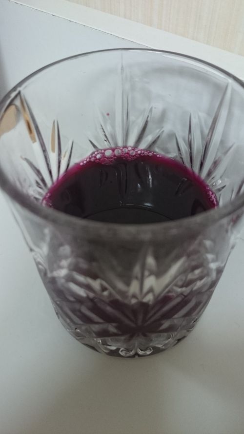 100％ブドウを絞っただけのブドウ汁