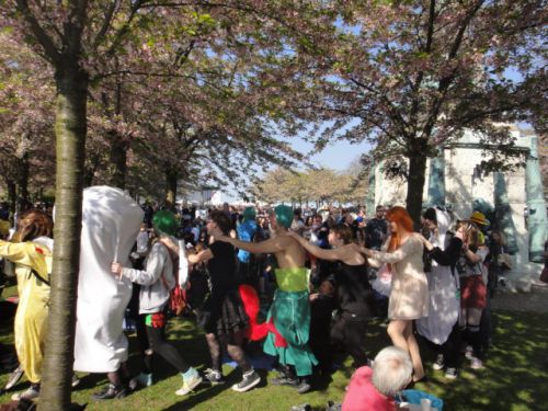 オバQ？　他にもよく分からないコスプレがいっぱい