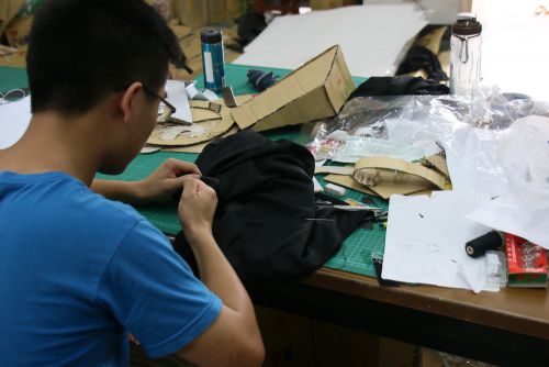 裁縫にも力が入ります