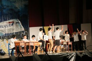 寸劇で3年間の高校生活を振り返ります