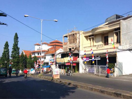 独立記念日には町中でたくさんの旗が見られます