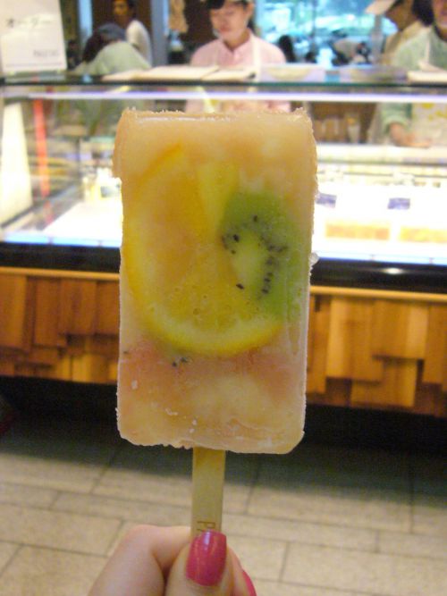 フルーツたっぷり。清涼感があります。