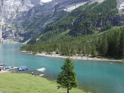 やっとエシネンゼーの湖が見えてきました！