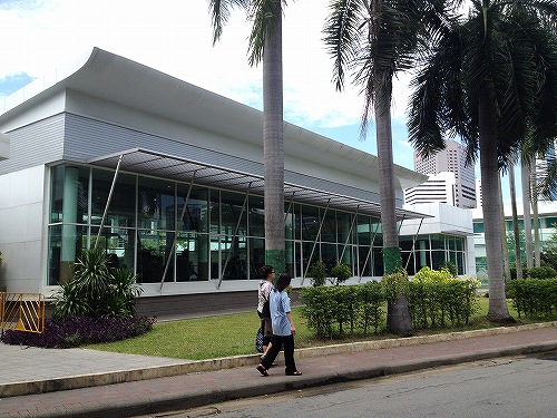 室内のジムもあります