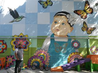 作者のオスカルさんと、マグノリアちゃんの絵