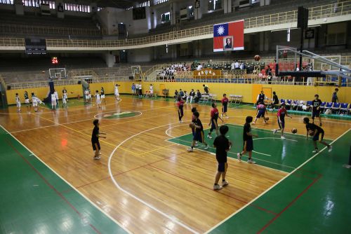 両チームの練習の様子