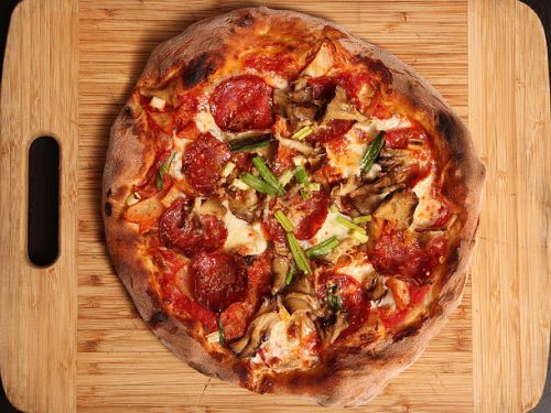 キムチそのものを乗せたピザもひそかなブームに。