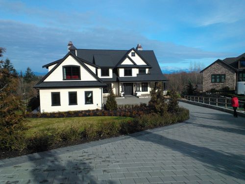 賞品となる邸宅。1エーカー（0.4ヘクタール）の土地に建つ