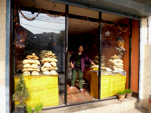 大きなカプセを揚げるには大鍋が必要。