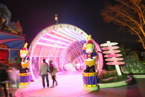 エスカレーターの出入口