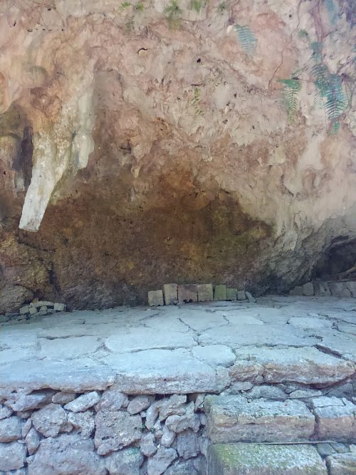 ひとつめの拝所