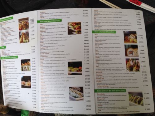 なんと93種類もの違った様々なお寿司が乗ったメニュー