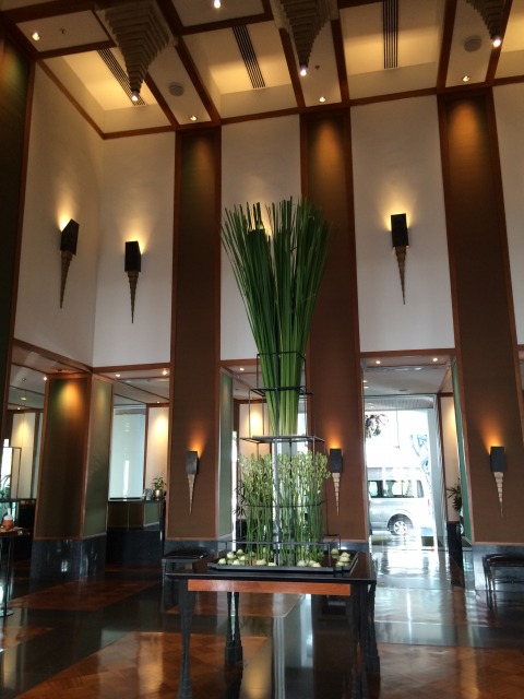 何度訪れても素晴らしいホテル　ロビー入り口