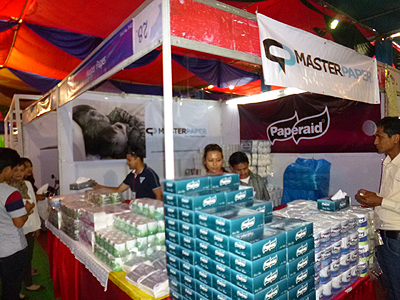 様々なタイプのトイレットペーパー