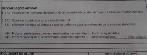 成績表の｢保護者への提言｣の中の45番にある｢必要に応じて心理カウンセラーや精神科の評価を求める｣というチェック項目