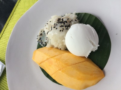 サムイの食事は美味しくて食べ過ぎます。。。