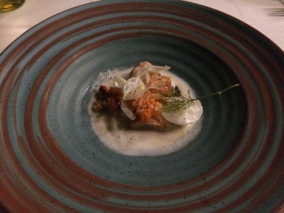 器もステキなロブスター料理