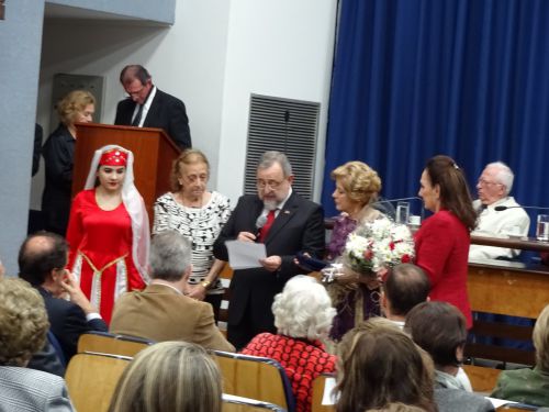 アラブ系コミュニティーから選ばれた功労者への表彰式